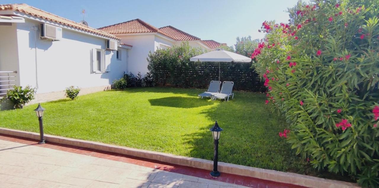 אמודי Villa Yakinthi מראה חיצוני תמונה