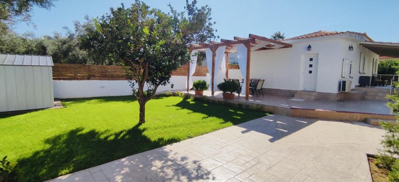 אמודי Villa Yakinthi מראה חיצוני תמונה